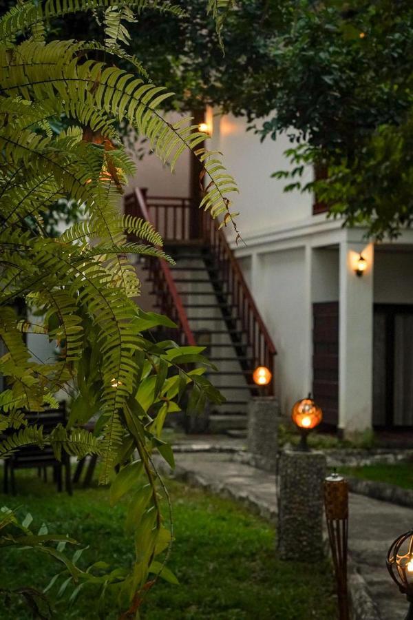 Vang Vieng Savanh Sunset View Resort Ngoại thất bức ảnh