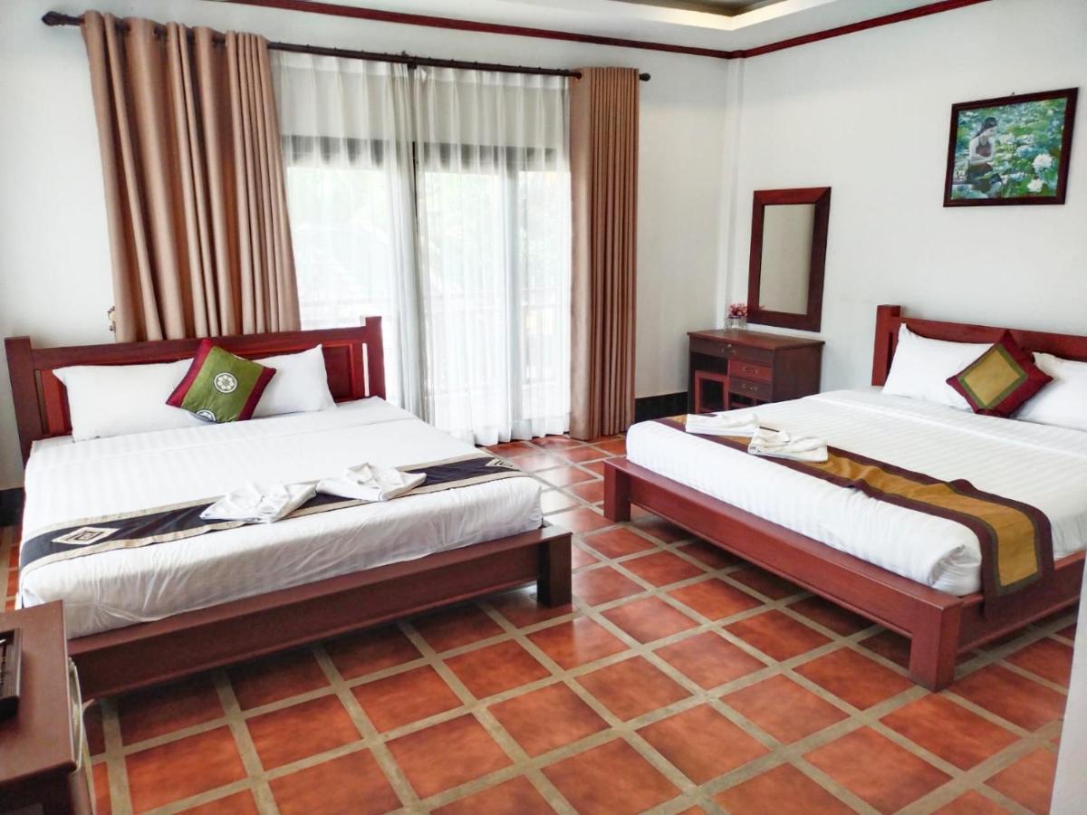Vang Vieng Savanh Sunset View Resort Ngoại thất bức ảnh