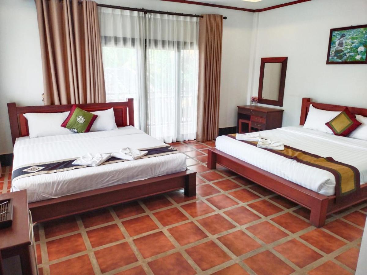 Vang Vieng Savanh Sunset View Resort Ngoại thất bức ảnh