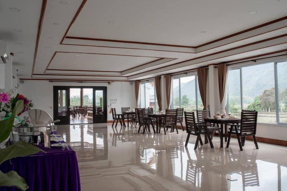 Vang Vieng Savanh Sunset View Resort Ngoại thất bức ảnh