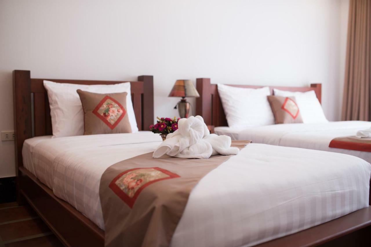 Vang Vieng Savanh Sunset View Resort Ngoại thất bức ảnh
